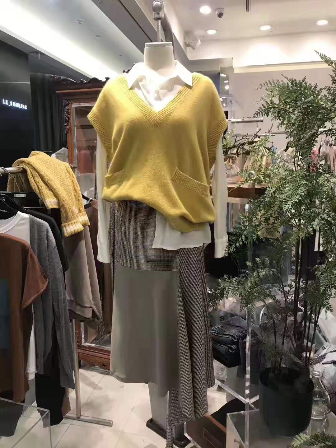 韩国服装批发市场地址,韩国服装批发市场日常