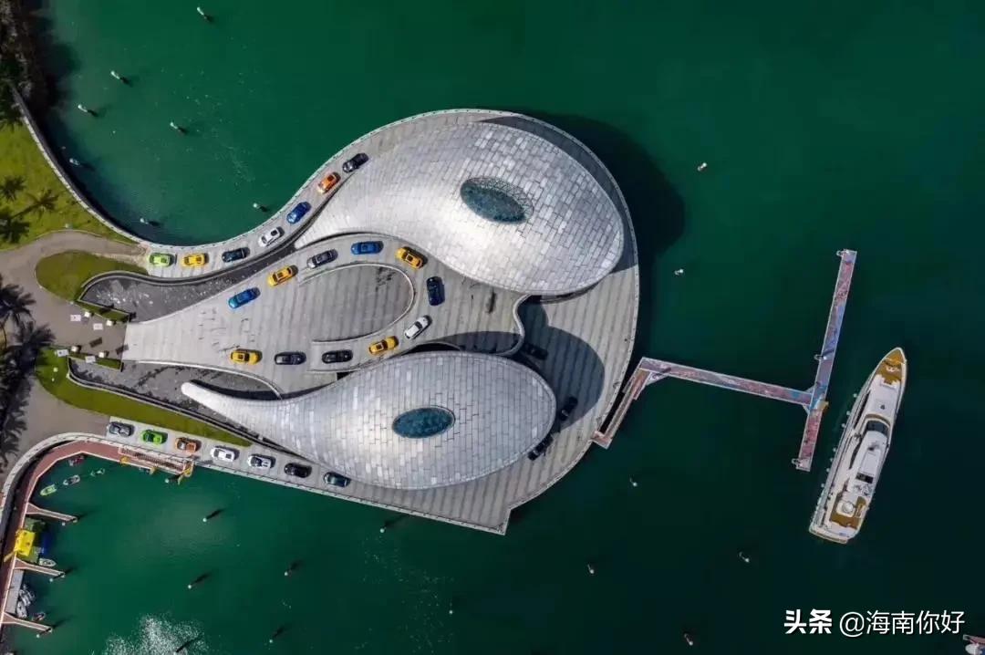 海南旅游豪华游艇出海,海南海上游艇包含海上玩的吗