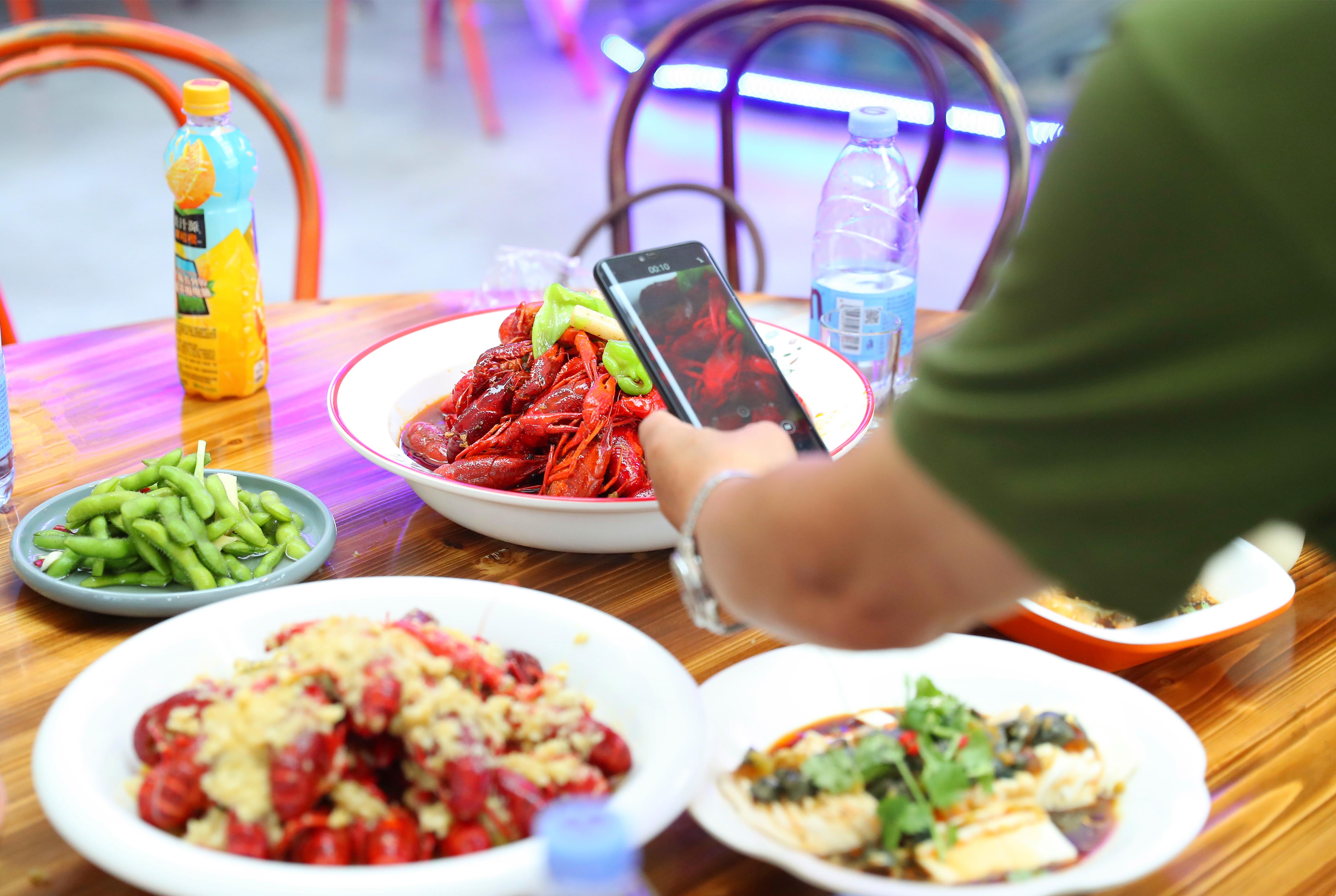 虾神来啦吴江店,虾神来了秘制小龙虾做法