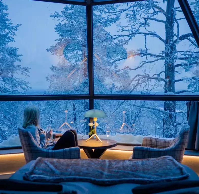 芬兰玻璃屋极光之旅,芬兰极光玻璃屋2024