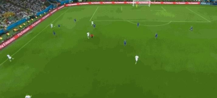 格策时隔8年重返世界杯,德国球员格策