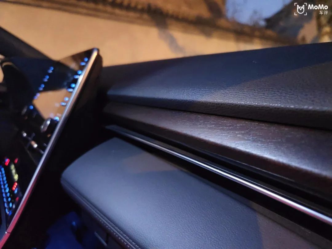 2021款2.5汽油版丰田亚洲龙实测,新款丰田亚洲龙2.0l豪华版试驾