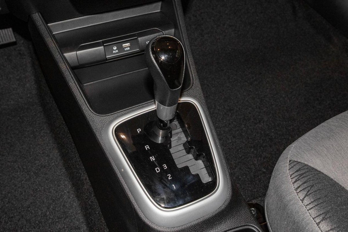 6-7万既省油而不输动力的车哪款好,6到10万买这5款车省油耐造