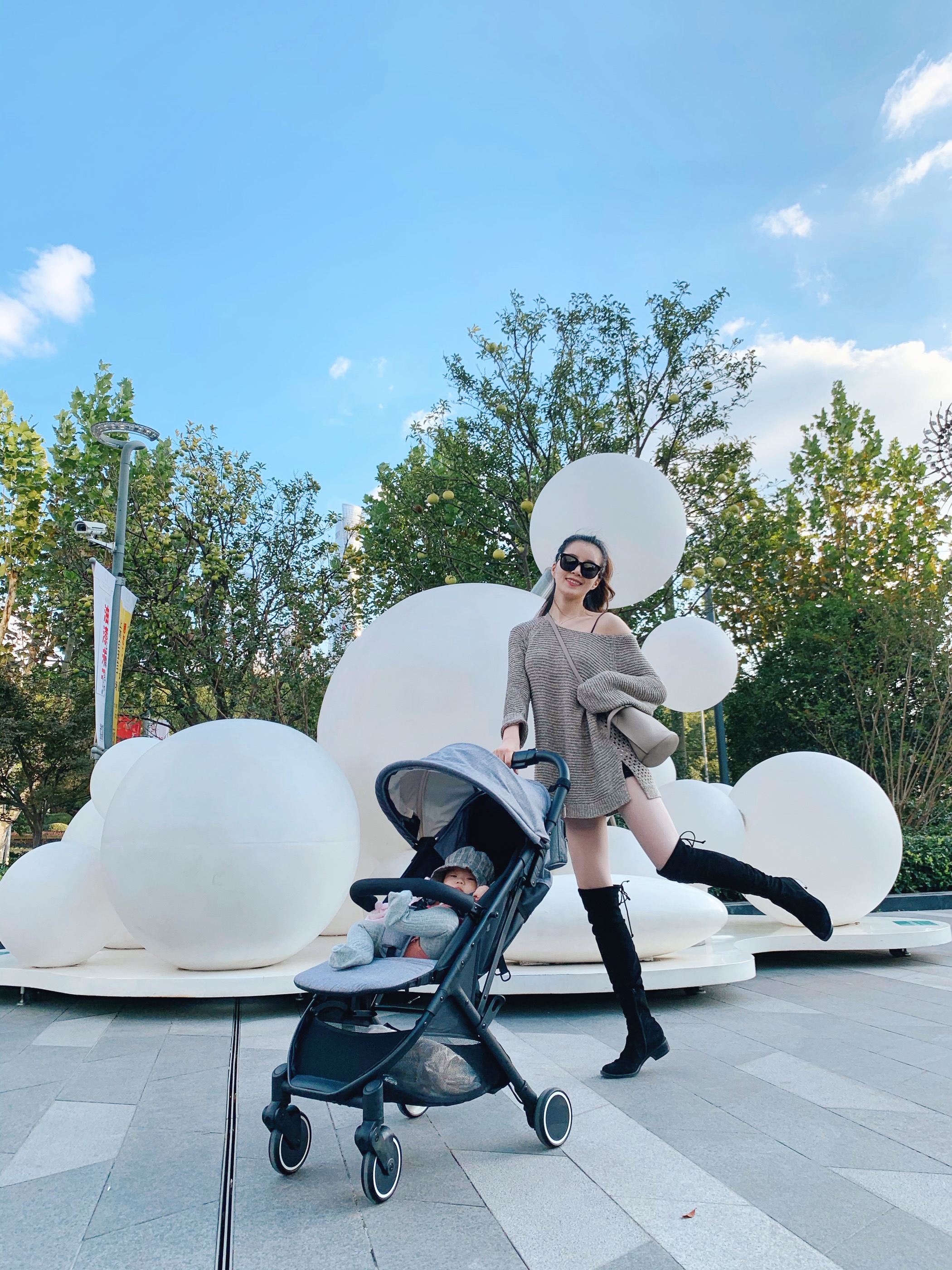 多功能高景观到底是啥，婴儿车的选择五花八门，它才是性价比之王
