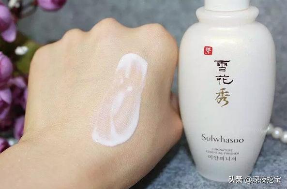 雅诗兰黛奶油肌粉底液,星钻光感奶油肌粉底液