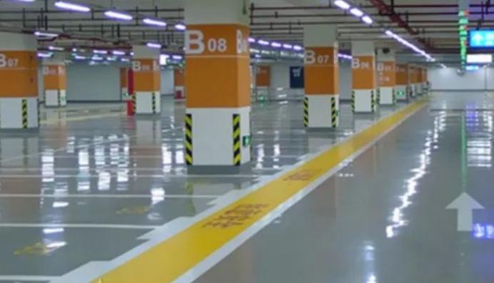 襄阳一小区惊现“天价车位”，却仅有20年使用权……