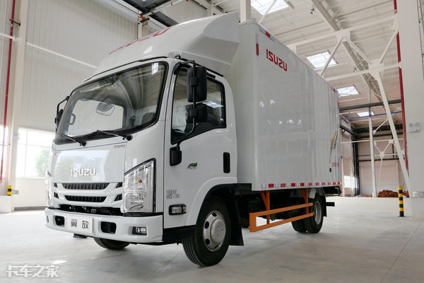 江西五十铃发布翼放轻卡新品,江西五十铃推出首款翼放es轻卡