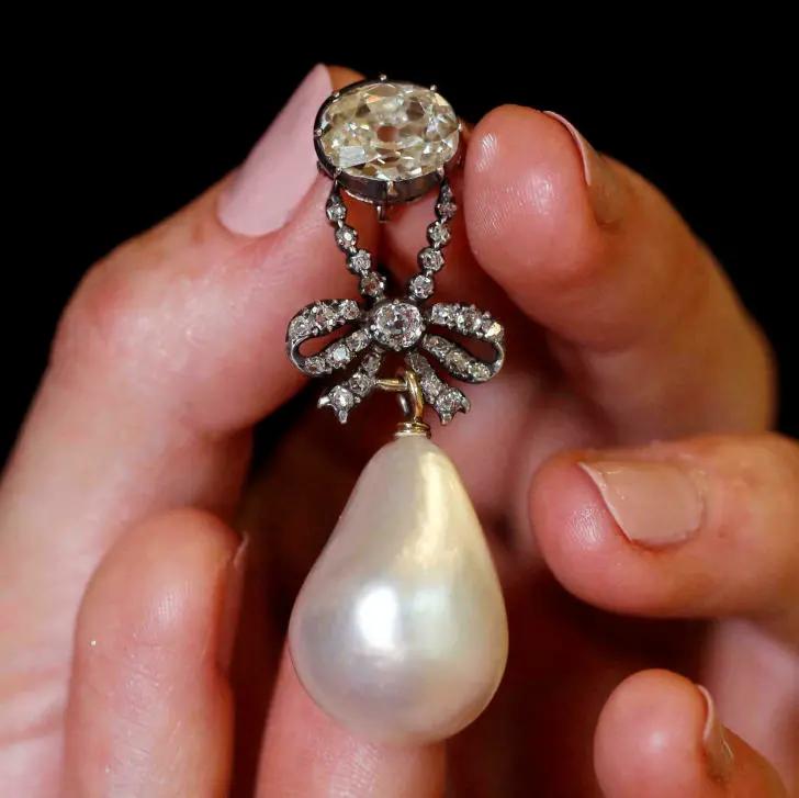 RR·TRENDS|这件人人都有的珠宝，原来有这么多隐藏知识