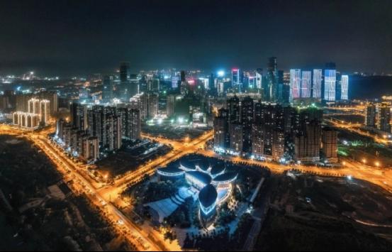 南宁卓誉朗玥湖山160平方,卓誉朗玥湖山144平