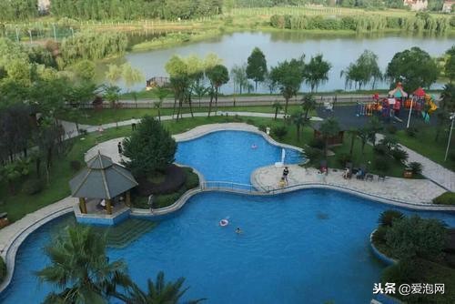 中国最具魅力的、最浪漫的温泉度假村：湖北洪湖悦兮半岛温泉！