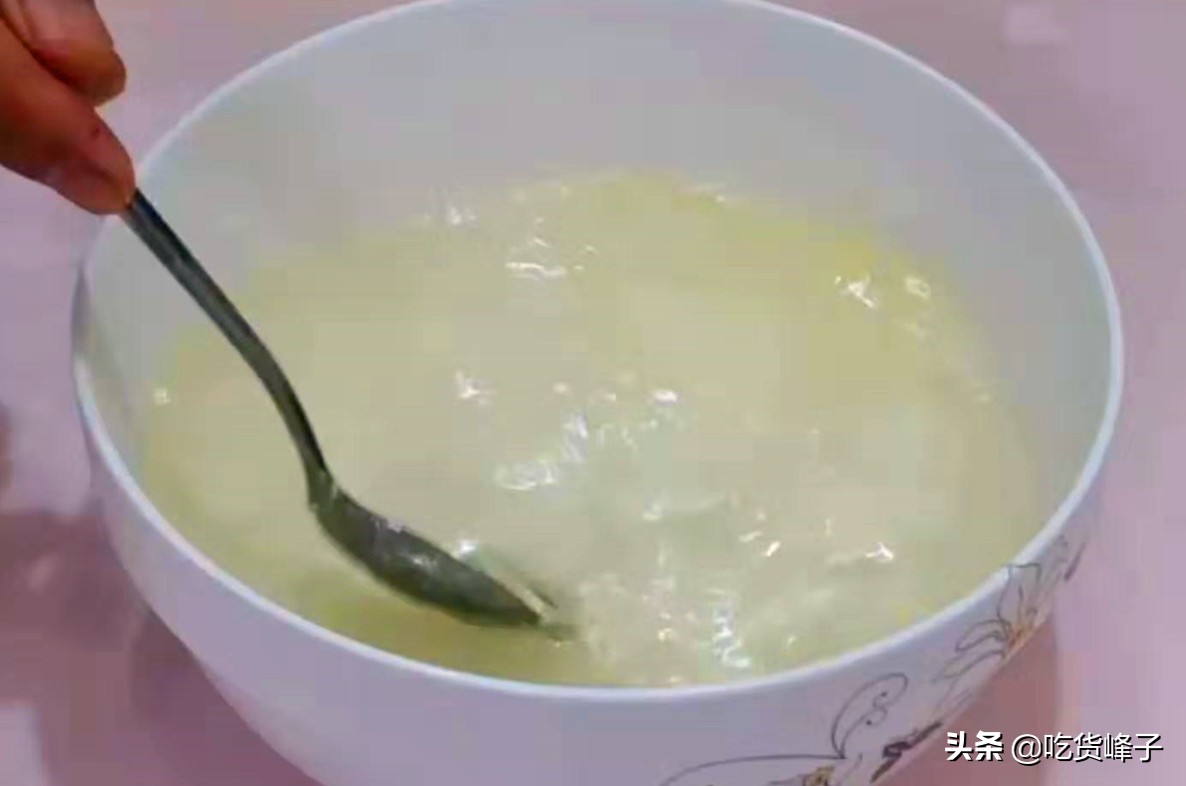 原来剥板栗这么轻松,板栗已经剥开怎么去掉里面的膜