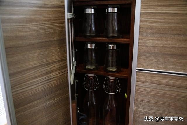 500万的德国曼卡4x4越野房车,德国曼4x4越野房车试驾视频