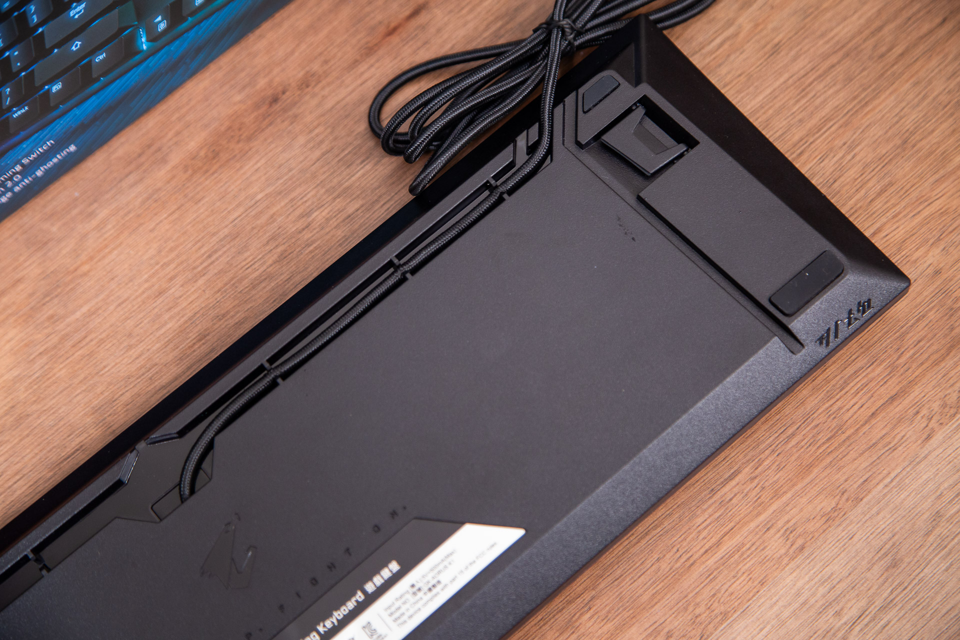 技嘉k1键盘如何,技嘉AORUS键盘