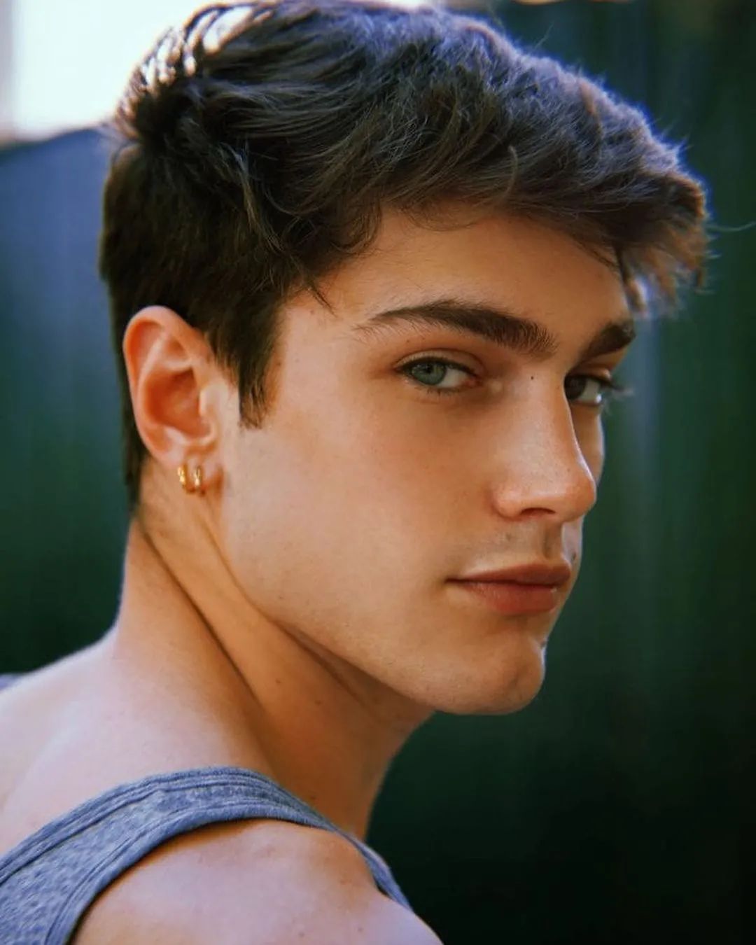 很有潜力的男生,很有潜质的小帅