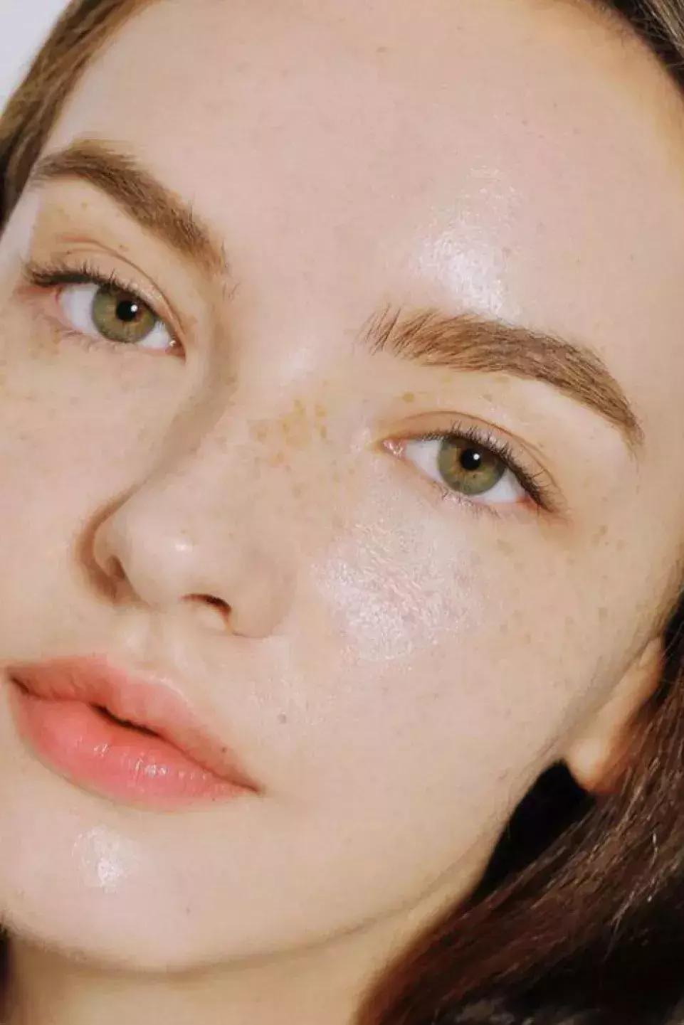 杨颖眼大,杨颖的眼睛瞪大了为什么好看