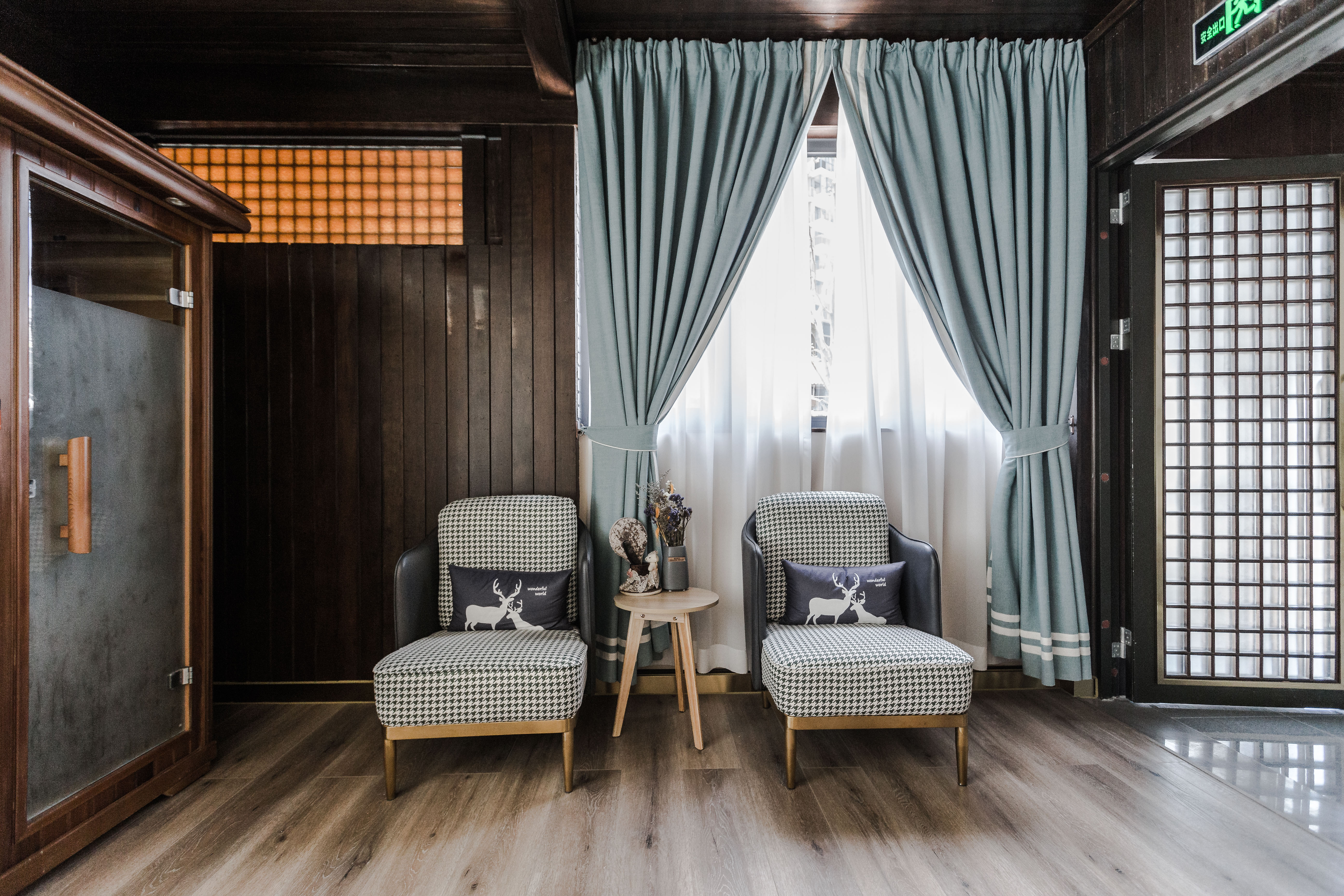 成都鹭岛风景区,鹭岛艺术城高端吗