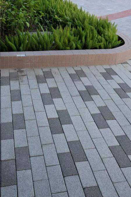 烧结砖与透水砖哪个好,烧结砖与水泥砖