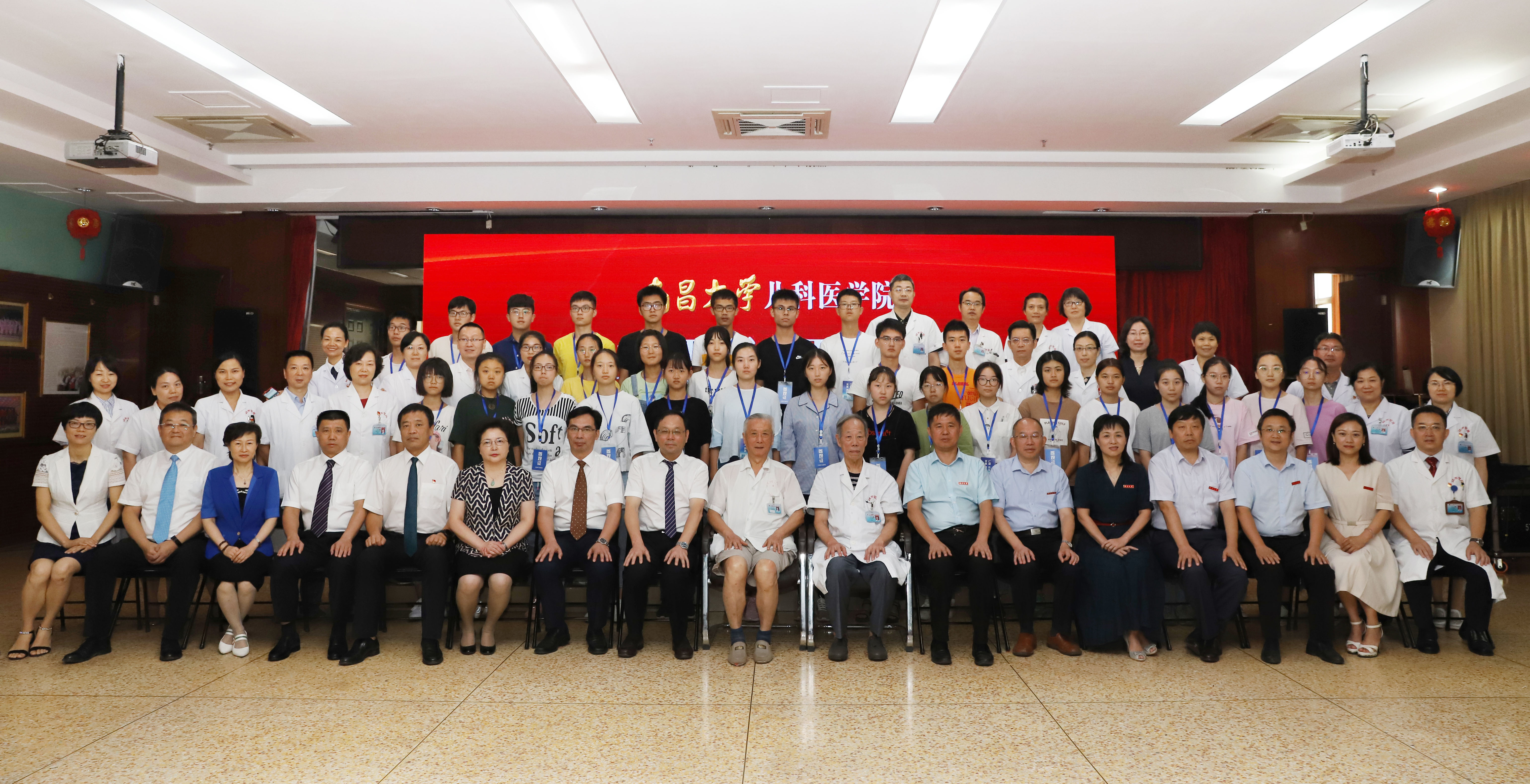 【九万里风鹏正举】江西省儿童医院挂牌南昌大学附属儿童医院、南昌大学儿科医学院