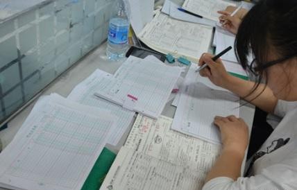 女生学会计很难吗,女生学会计难不难