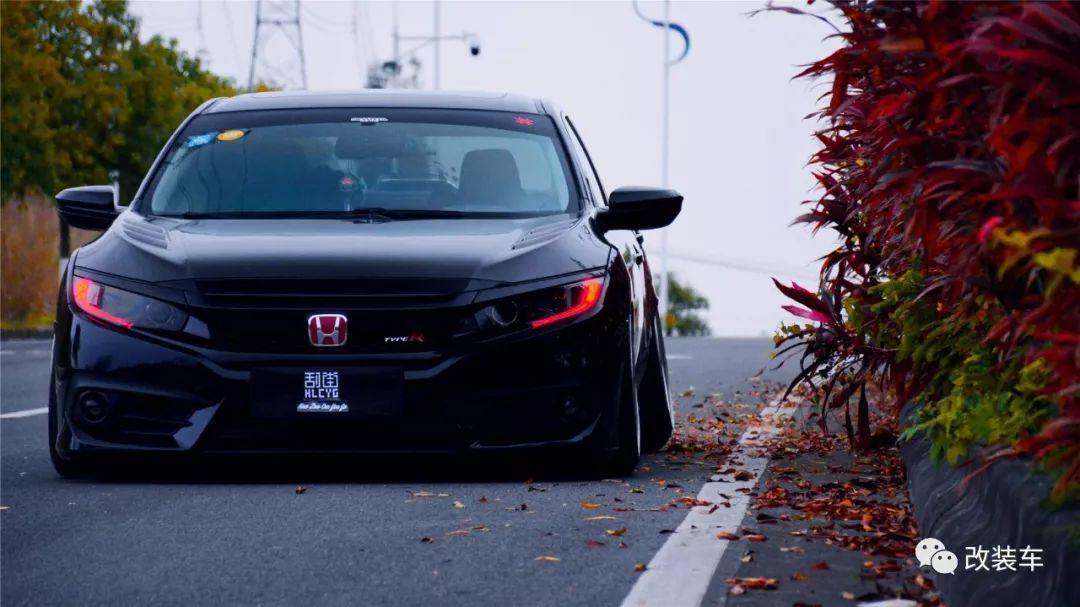 我不再是秒天秒地的10代思域，而是不务正业的手动玩家！