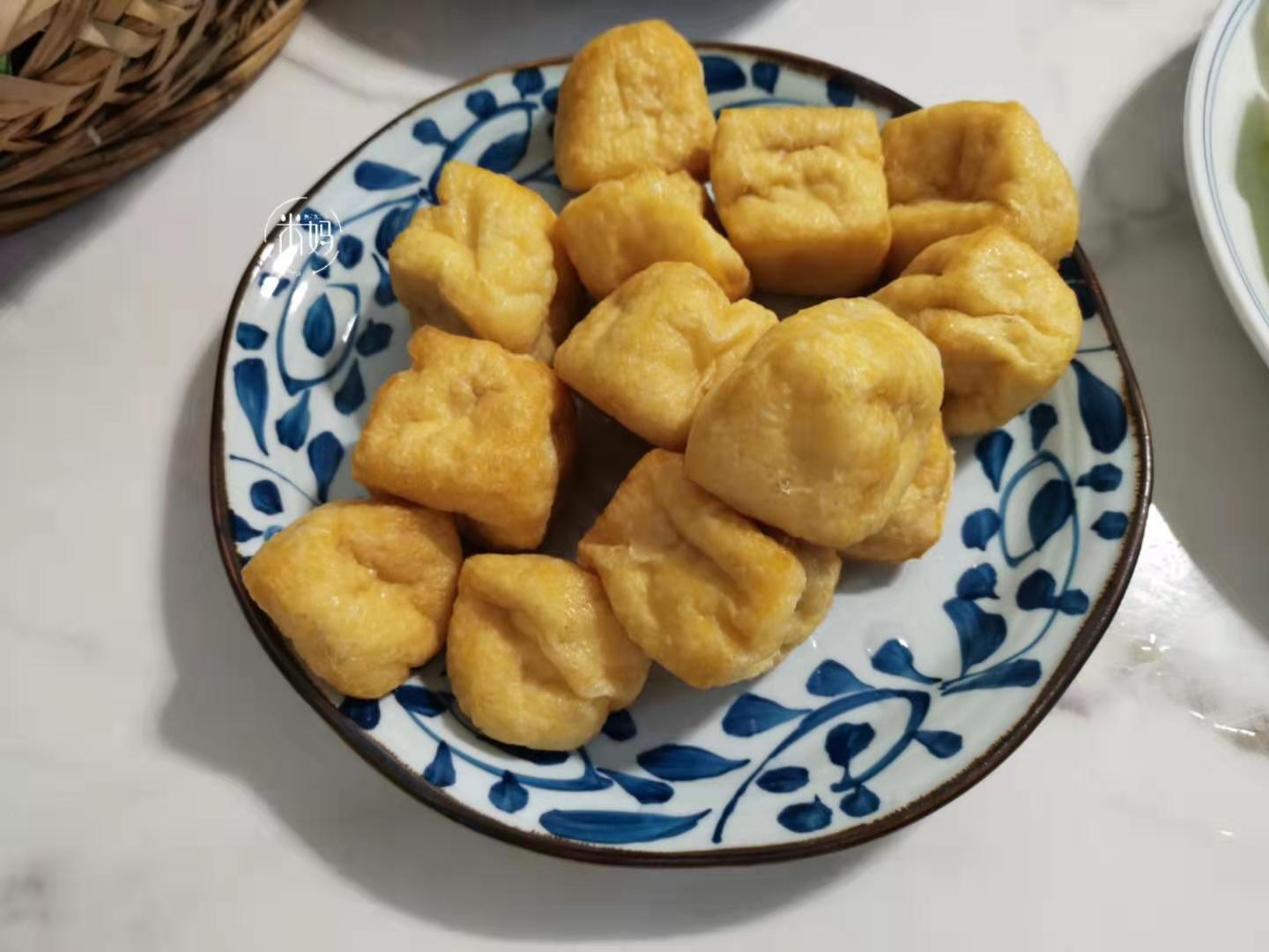 一个人家里吃火锅必备食材,自己在家吃火锅买什么食材好