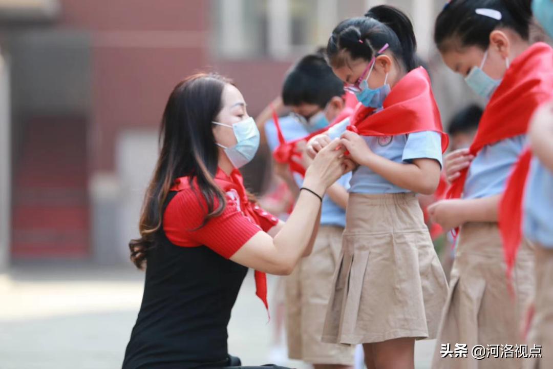 洛阳市第一实验小学校长李青青,洛阳市实验小学校长李青青简历