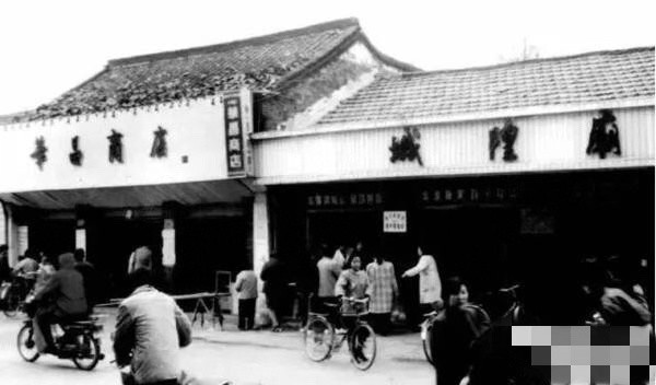 上海旅游攻略一日游详细,去上海旅游攻略七日游