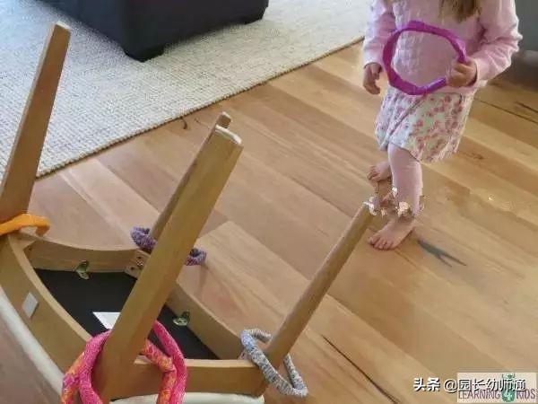 适合室内玩的暖场小游戏,冬天来了小朋友玩什么游戏