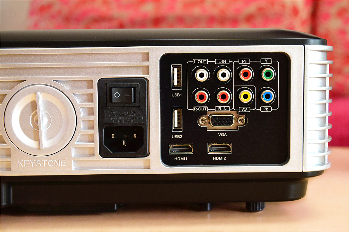 瑞格尔rd806投影机可以连wifi吗,瑞格尔rd806投影机能连手机吗