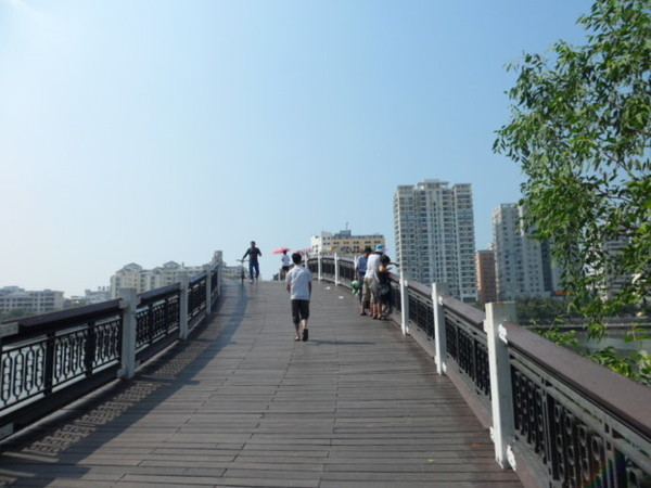 冬季三亚旅游攻略 (七月份去三亚旅行攻略路线推荐)