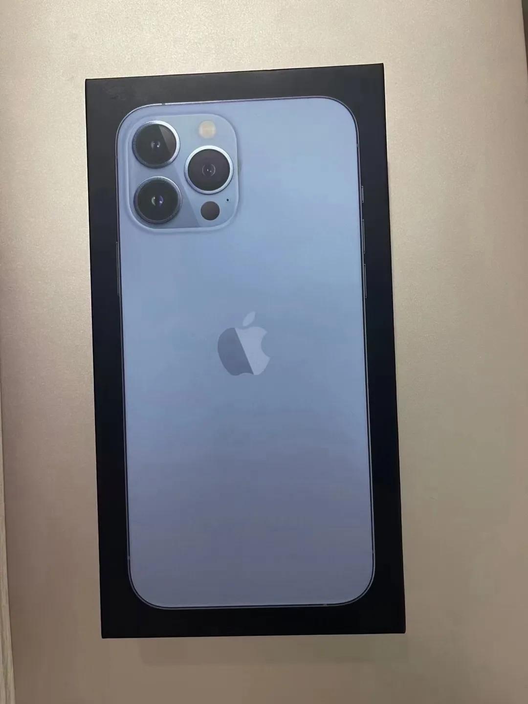 如何自己组装一台苹果手机,如何组装一台苹果13手机