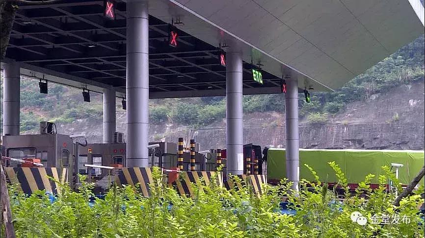 对外交通70年，金堂人霸气“出走”