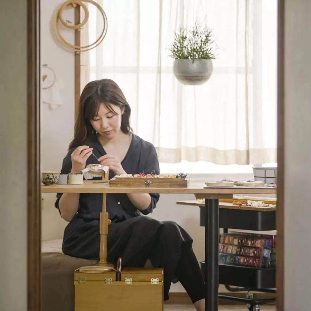 用针作画骗人的案例,用针作画骗局揭秘