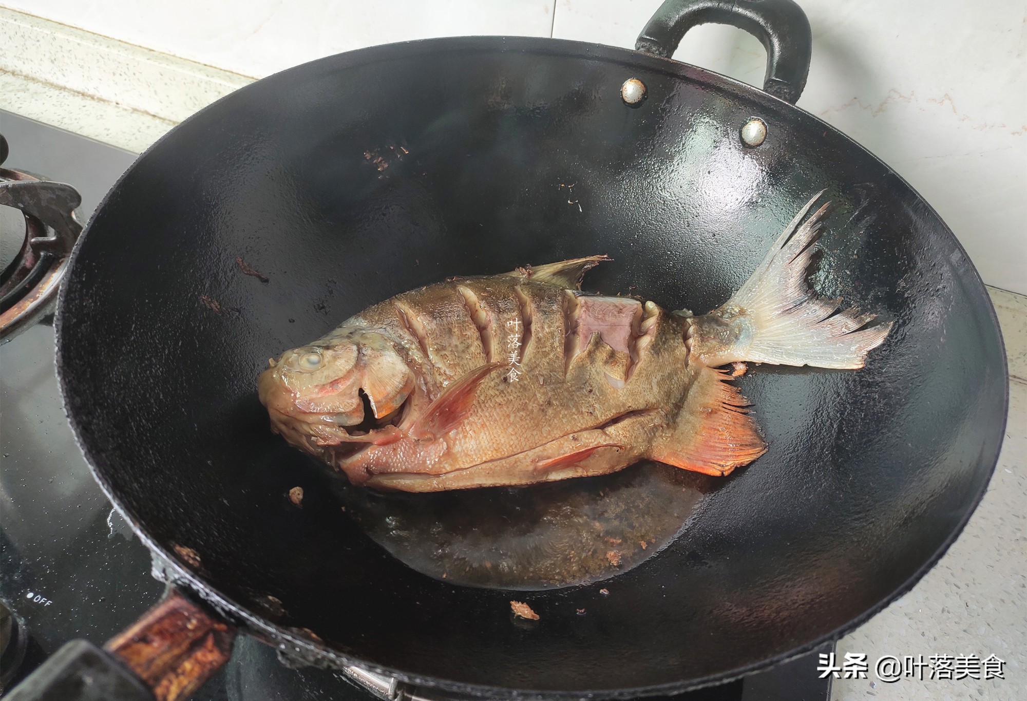 清蒸红鲳鱼做法家庭版,清蒸红鲳鱼的配方