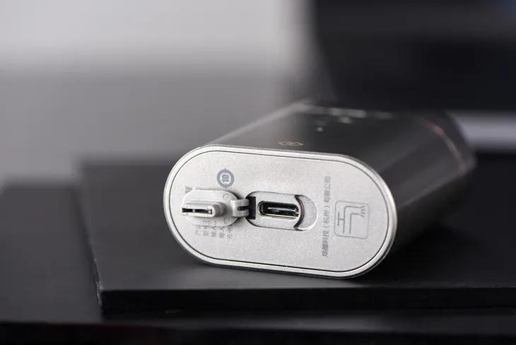 得过设计奖的便携式剃须刀 (红点奖剃须刀视频)