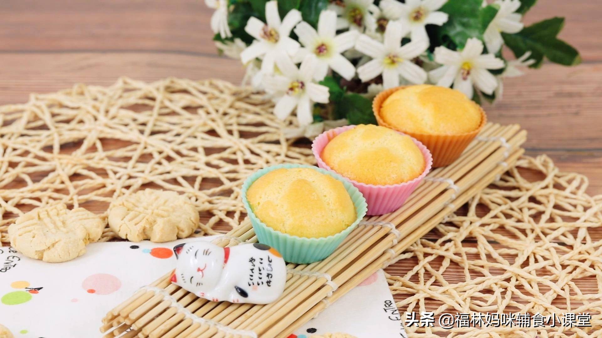 烤箱版蛋糕胚蛋白打发状态,烤箱奶香蛋糕的做法