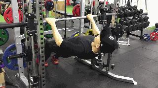 只练胸不练背会导致什么情况,只练胸肩不练背有什么后果