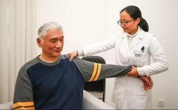 姚明的身高长多少米,姚明他爸的身高是多高