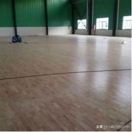 室内篮球场用什么木地板,篮球场运动木地板施工