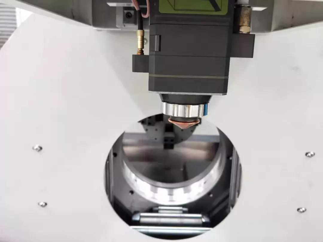 光纤激光切割机调焦点视频,激光切割机焦点调试口诀