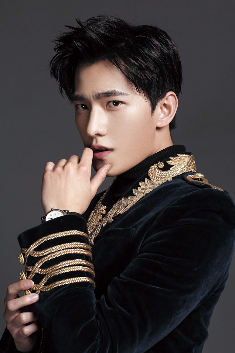 明星穿名牌被曝光,明星穿的品牌衣服是真的吗