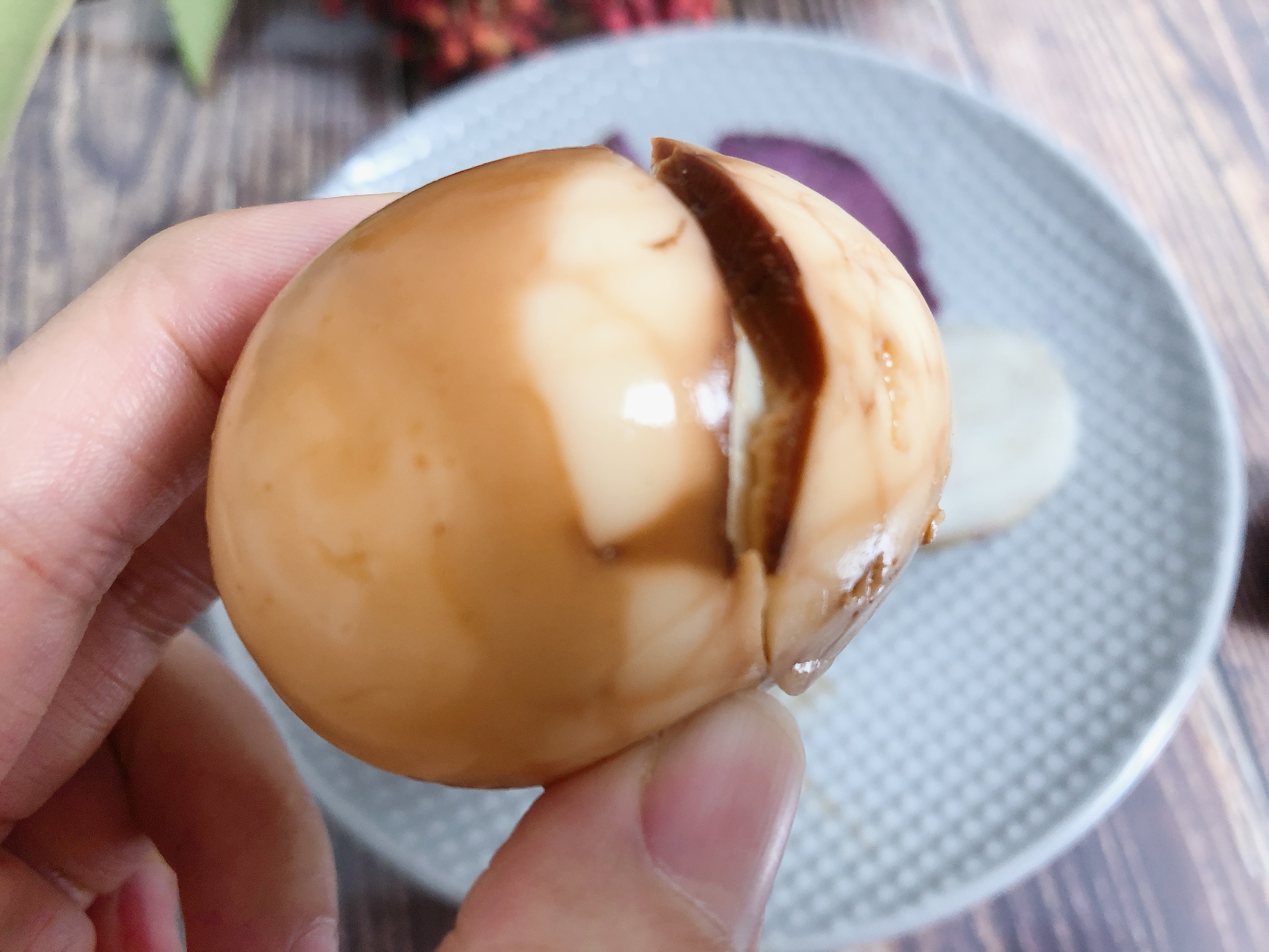 卤鸡蛋最快最好吃的茶叶蛋做法,卤茶叶蛋怎么做才入味又好吃带壳