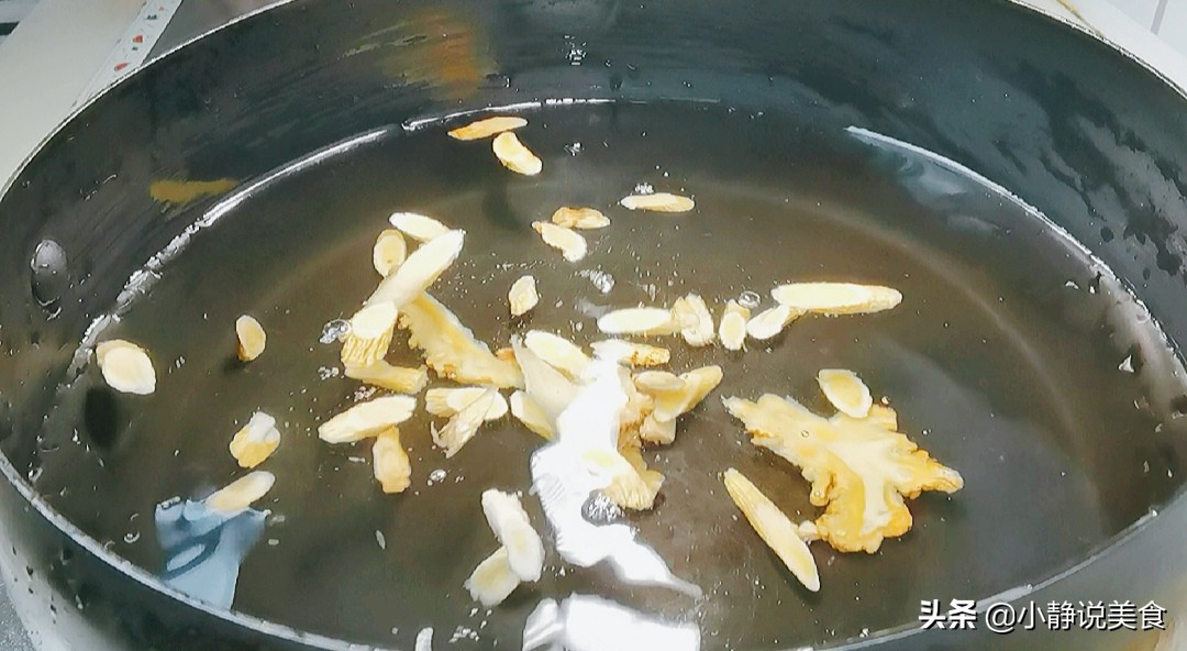 长期喝六味地黄汤面色红润,我老婆贫血如何食补