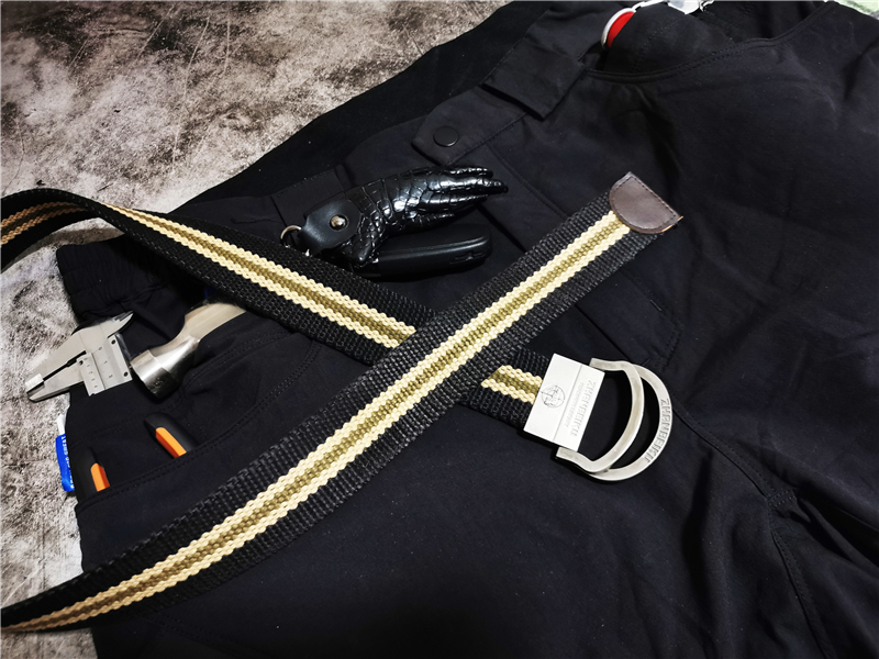 是短裤，也是移动的工具库——单导“黑洞”短裤简评