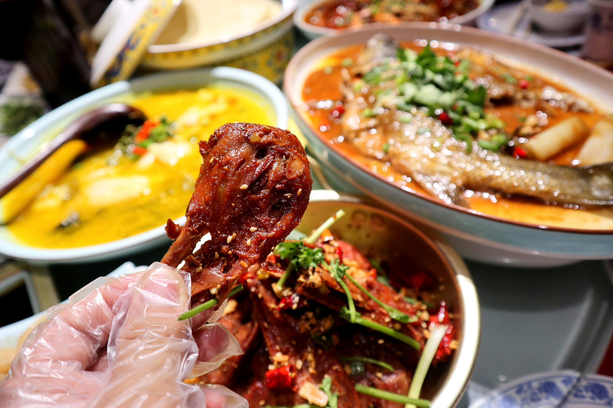 青岛这家北京菜有点牛，一张春饼一天能买几千张，卷肉卷菜都好吃