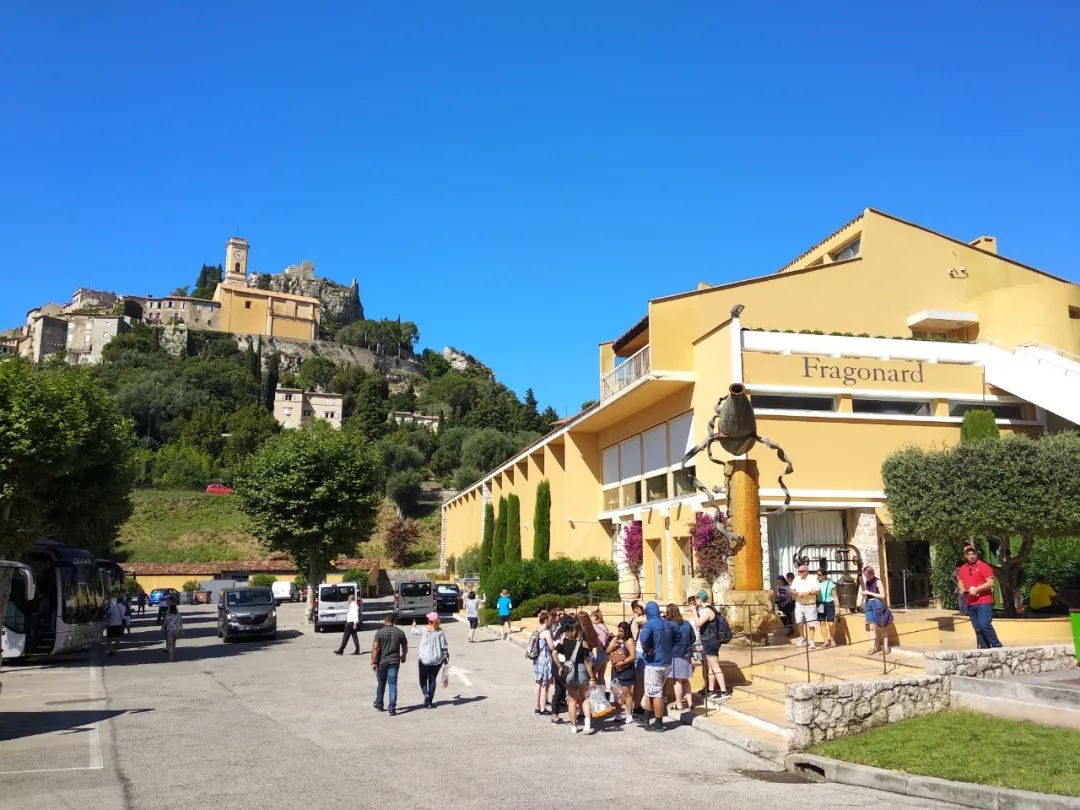 香奈儿香水五号香精官网价,什么牌子的茉莉花食用香精好