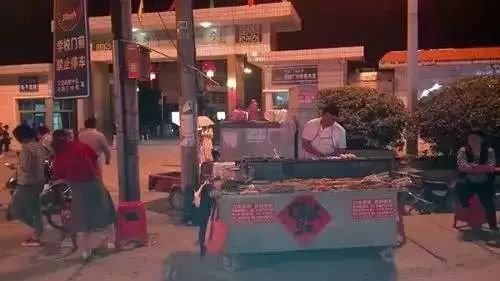 中国唯一靠“高考”养活的小镇，租金直逼北上广