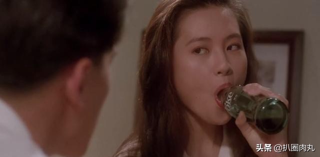 性感女神李丽珍有多撩人!曾在电影中一席白色衬衫迷倒众人