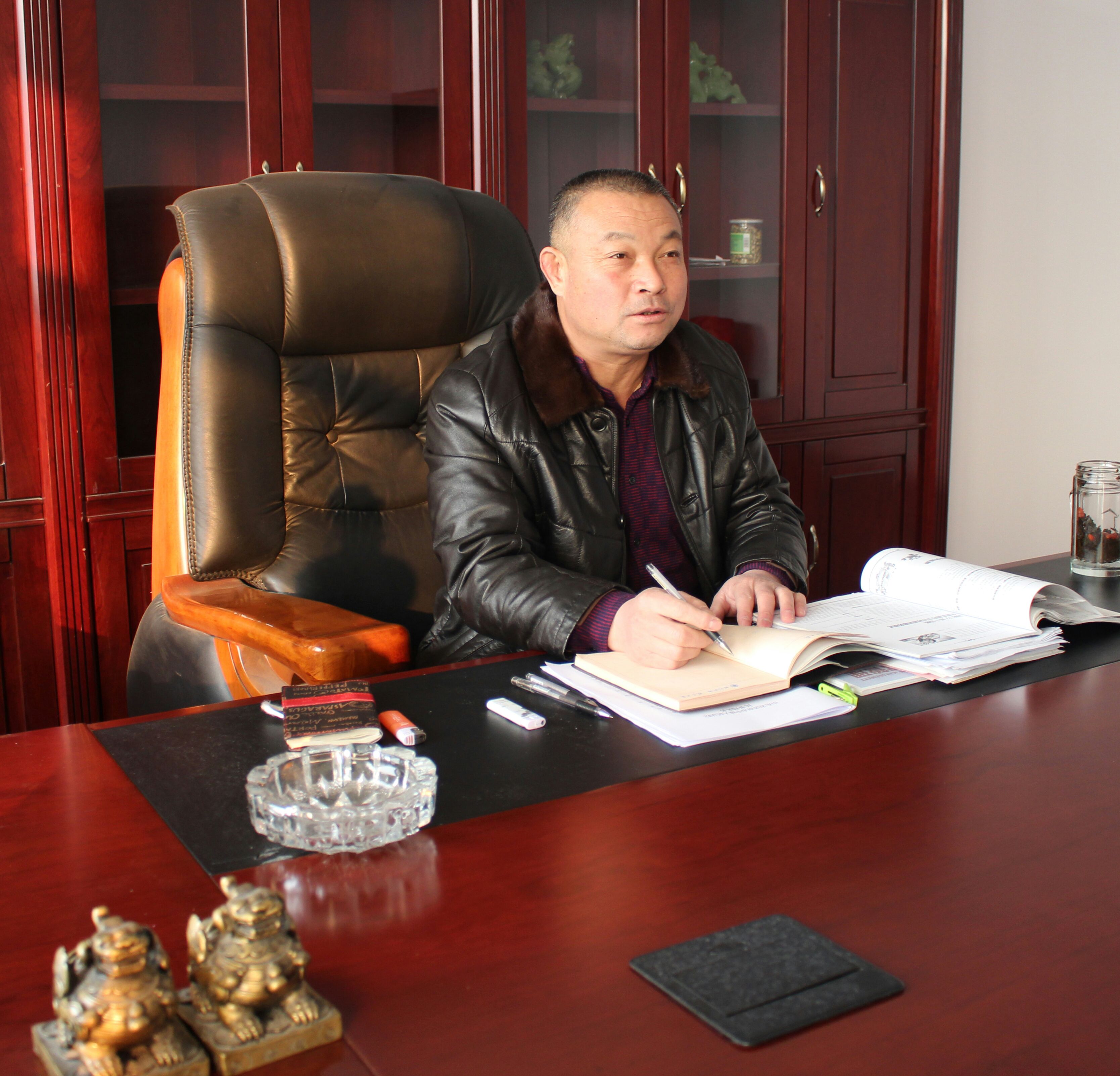 不忘初心砥砺前行再创佳绩,不忘初心砥砺奋斗继续前进