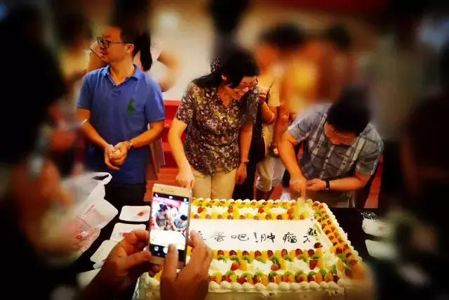 医学界最高荣誉奖,中国医师节两位医生获仁心医者奖